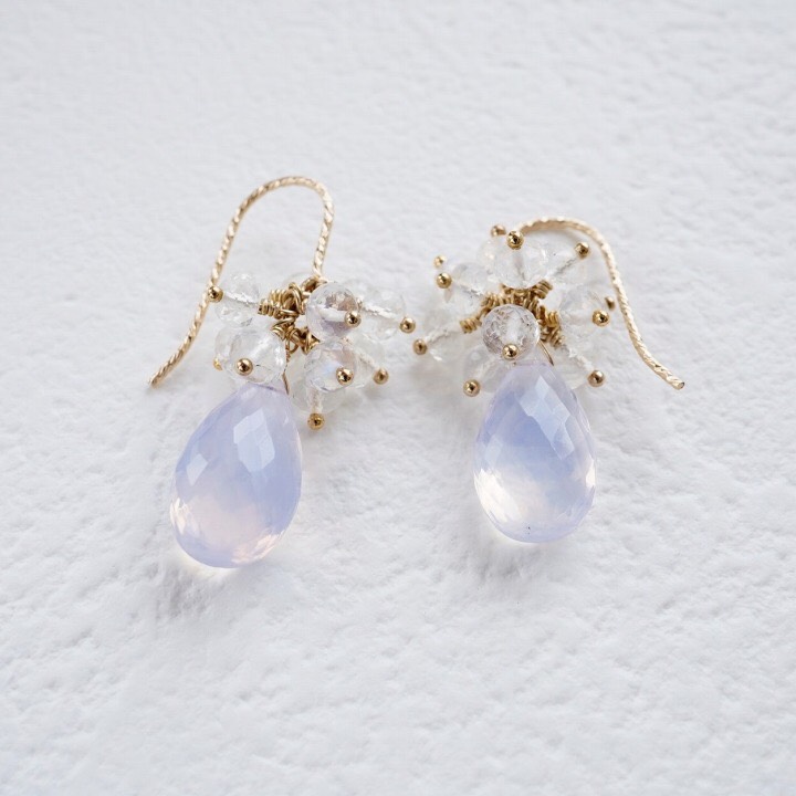 14kgf スコロライト(ラベンダークォーツ)×レインボームーンストーン ブーケピアス