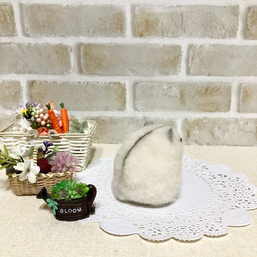 ②ジャンガリアンハムスター＆イチゴ◇羊毛フェルト ②ジャンガリアンハムスター＆イチゴ◇羊毛フェルト 羊毛