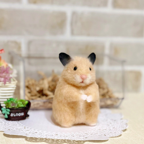 専用です ◇キンクマハムスター＆バナナ◇羊毛フェルト ①握手して♪*キンクマハムスター* 羊毛フェルト マスコット