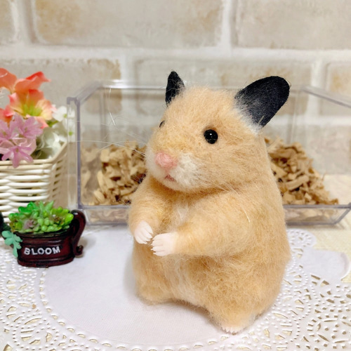 ①握手して♪*キンクマハムスター* 羊毛フェルト マスコット 羊毛 