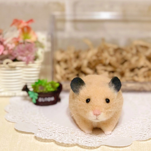 そろ～りお散歩中♪ *キンクマハムスター* (ゴールデン) 羊毛フェルト