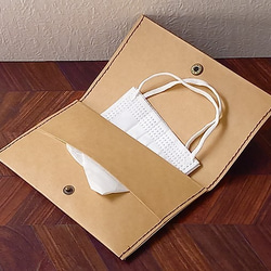 クラフト紙製のポケットティッシュケース　マスクホルダー　マスクケース　 1枚目の画像