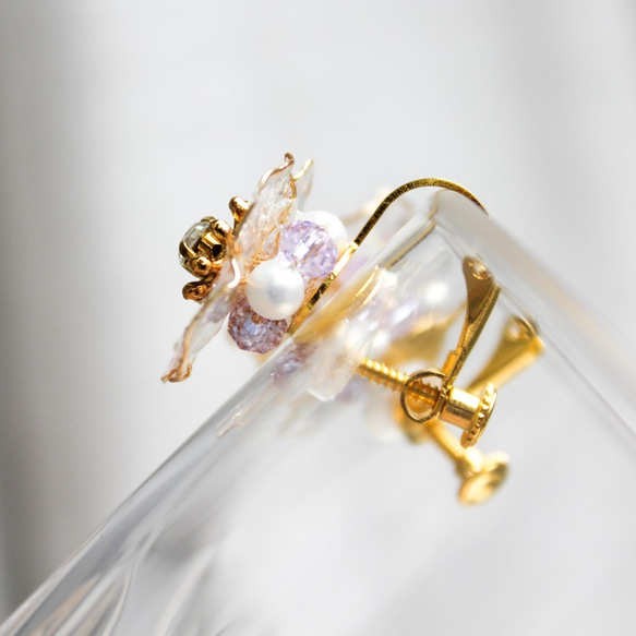 波光粼粼的珠寶罌粟[耳環/穿孔] 第3張的照片