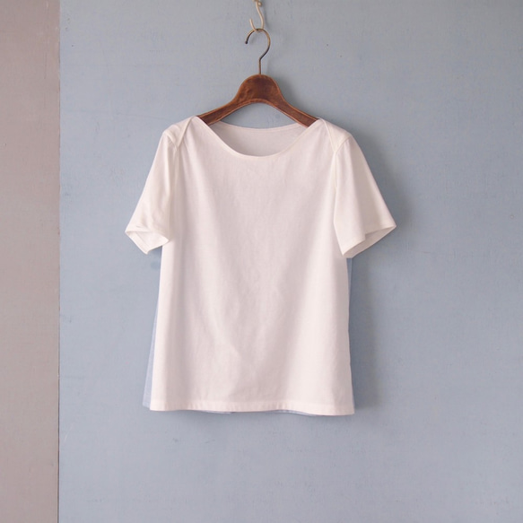 大人サイズ うしろがシャツのようなTシャツ　白×水色 2枚目の画像