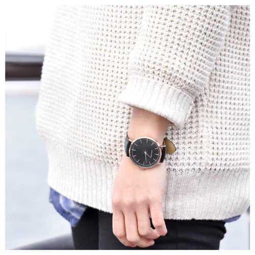 流行りに左右されないシンプルデザイン】腕時計 ブラック×ブラック  