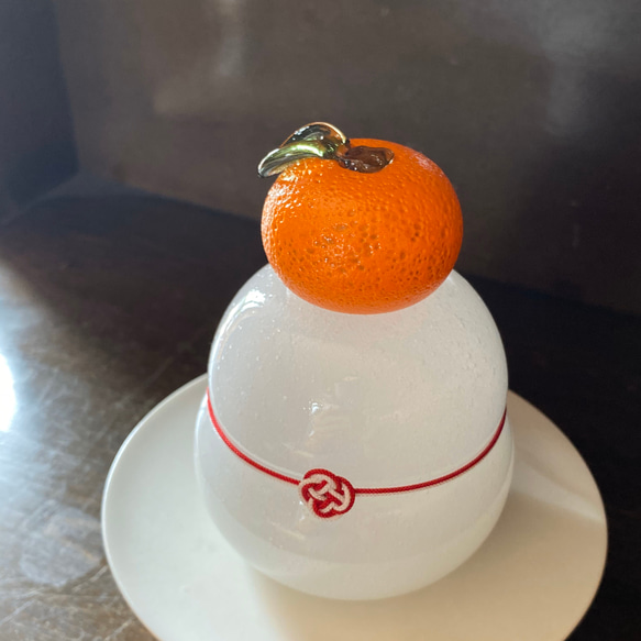 つぶつぶみかんのモチモチ鏡餅　組紐付き 1枚目の画像