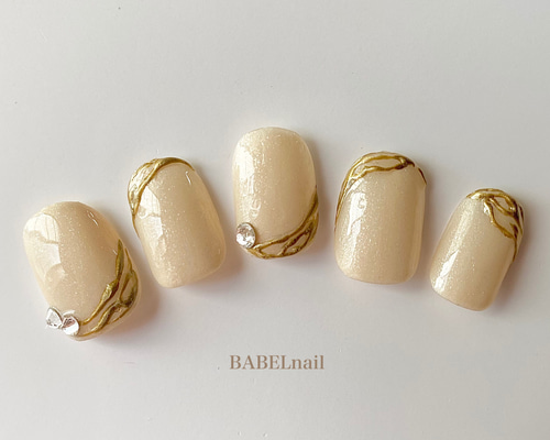 ネイルンページ プラント パワー ゼン アウト オブ ゼン | NAILS INC（ネイルズ