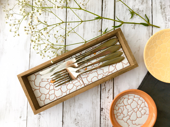 受注生産品】スペインタイルのカトラリーケース（白） カトラリー La