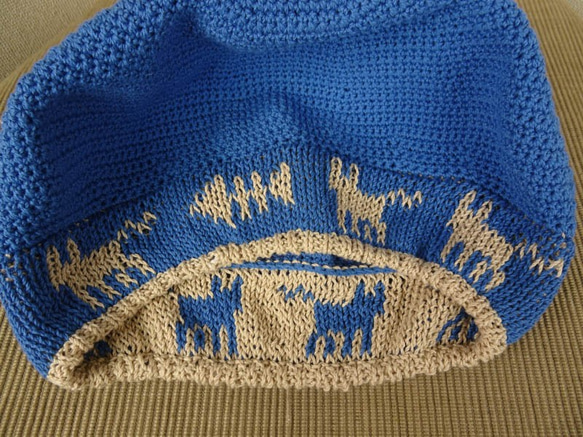 コットンのゆったりベレー帽（コバルトブルー×ライトベージュ） 9枚目の画像