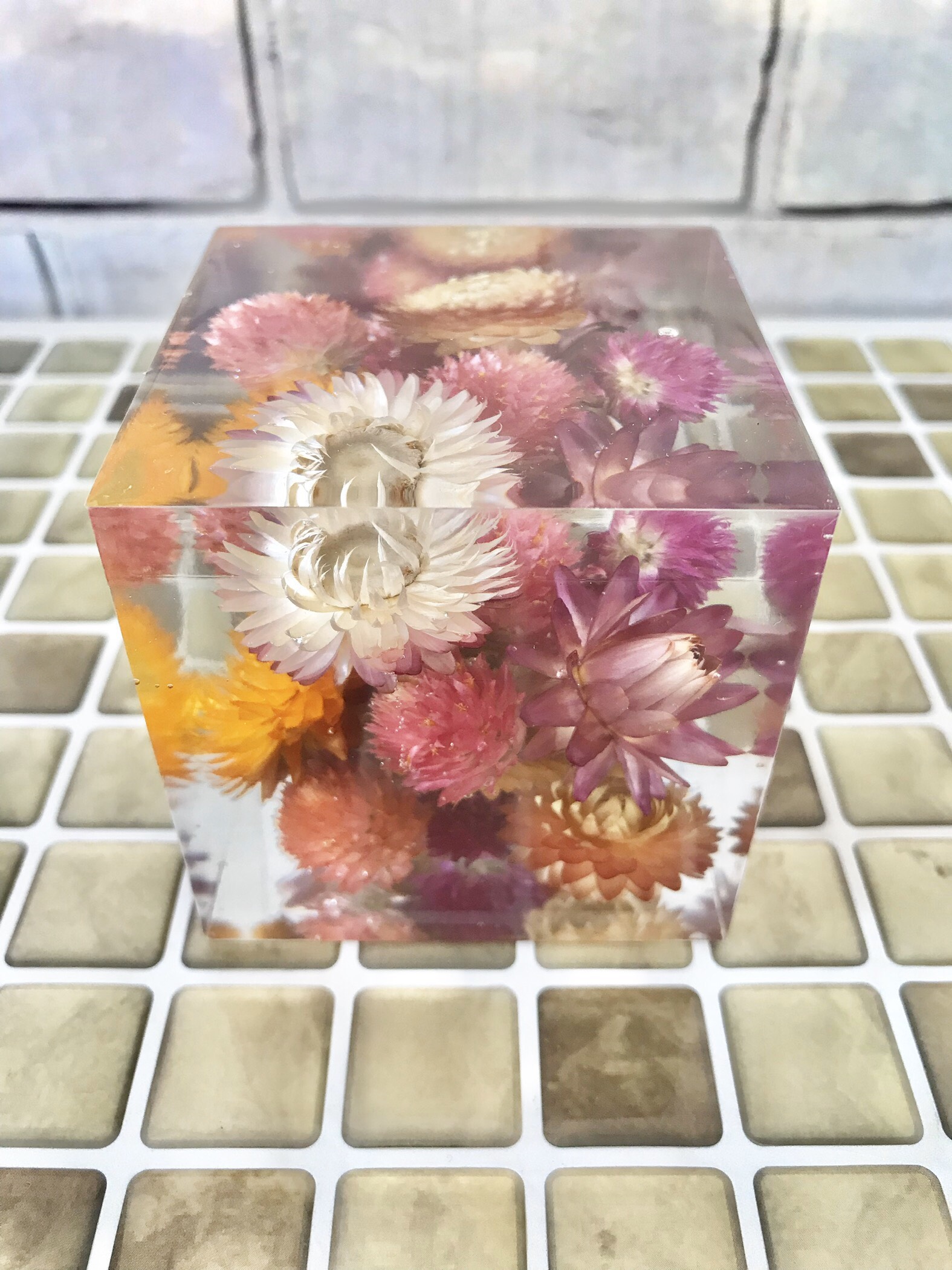 煌めくクリスタルハーバリウム〜helichrysum & globe amaranth〜