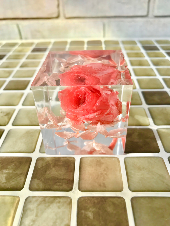 煌めくクリスタルハーバリウム〜pink rose〜 2枚目の画像