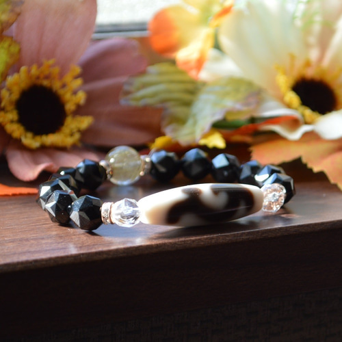 ルチルの縁起物（如意） ルチルクォーツ縁起物（如意）