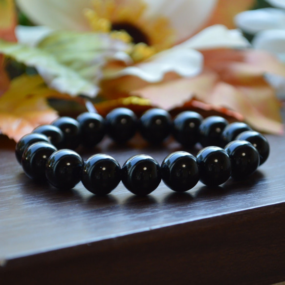 稀少《強力な邪気払い》モリオン(黒水晶)大玉18mm パワーストーン