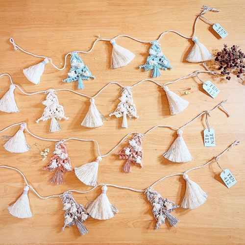 マクラメ編みガーランド（クリスマスツリー）グレージュ ガーランド