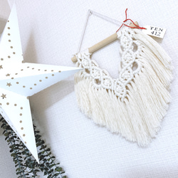 ハンドメイド☘️デニムリメイク　木製ウォールフック　引き揃え糸タッセル付 ハンドメイド☘️デニムリメイク 木製ウォールフック 引き揃え糸