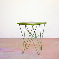 wire side table olive green 3枚目の画像
