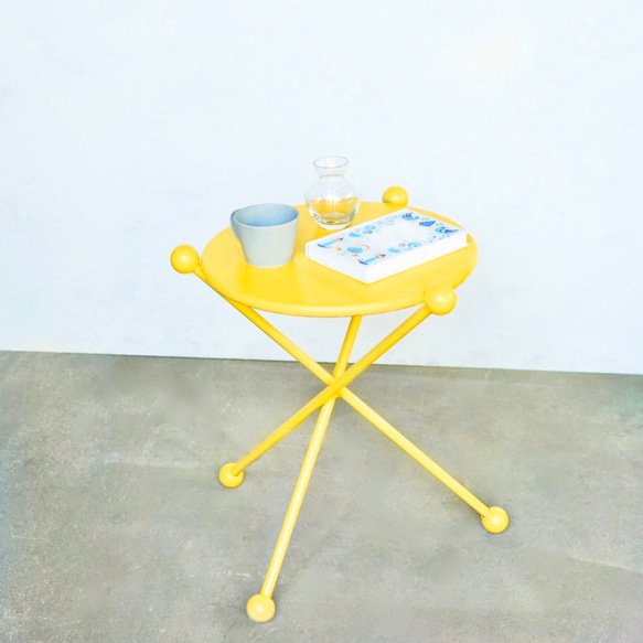 globe side table yellow 2枚目の画像