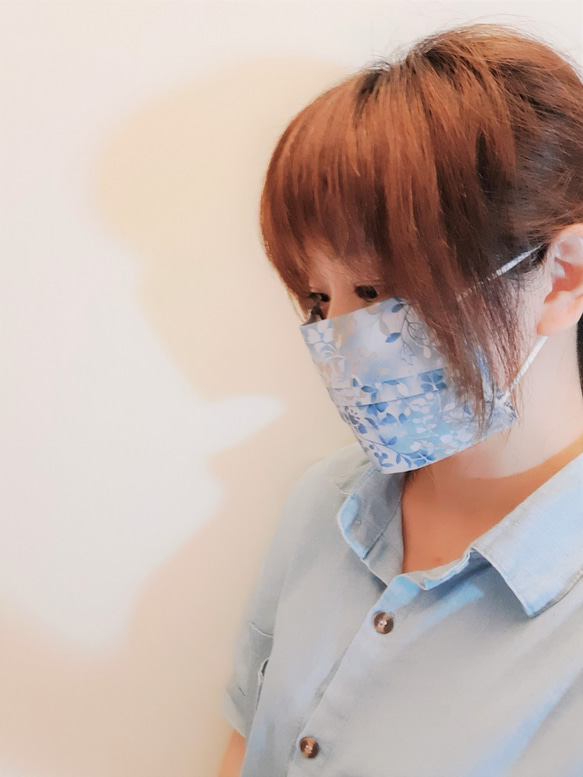 暈染藍色【口罩套】大人 質 感印花口罩套 透氣棉質 台灣棉布 第7張的照片