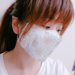 【立體透氣口罩】大人 白色燙金櫻花 質感印花口罩 透氣棉質 台灣棉布 第3張的照片