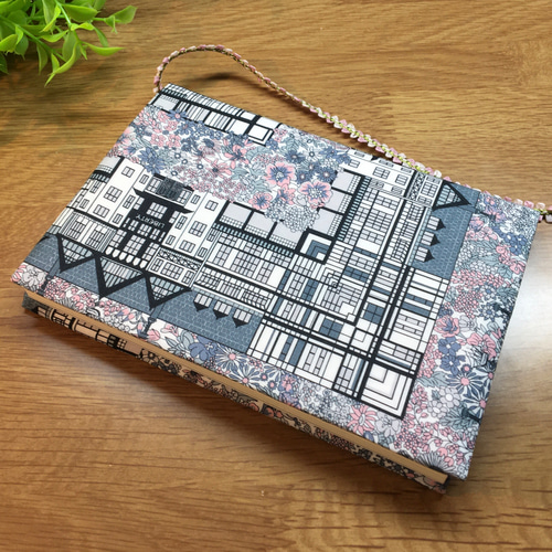 リバティ ブックカバー[文庫本] ＊Tudor Belle Blue＊ リバティ生地