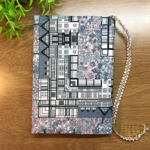 リバティ ブックカバー[文庫本] ＊Tudor Belle Blue＊ リバティ生地