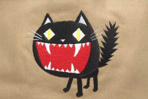 DaizuHey様のオーダー品　怒った猫　トートバッグＬサイズ2点 2枚目の画像