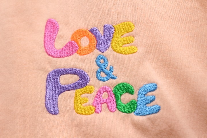 MZ DESIGN刺繍 ラブアンドピース 90CMTシャツ 色