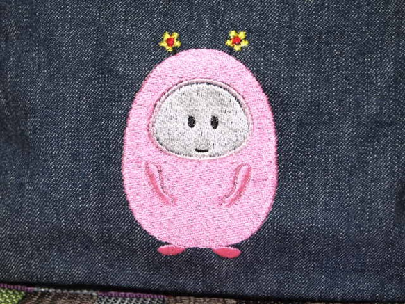 　MZ刺繍デザイン　インディゴ　デニム ファスナーポーチ（M) 2枚目の画像