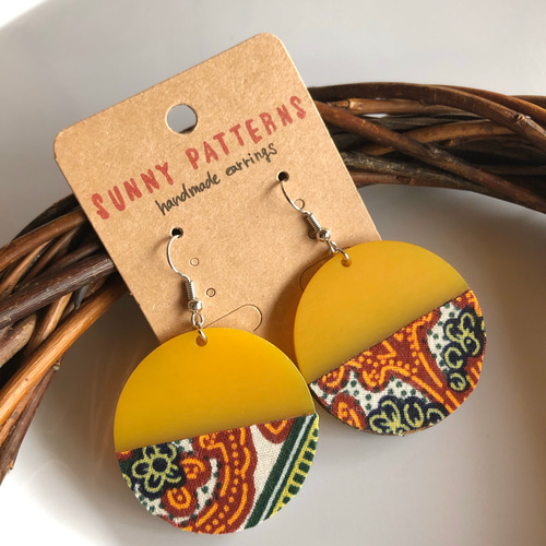 Bright アフリカ布ピアス ピアス（フック・チェーン） Sunny Patterns