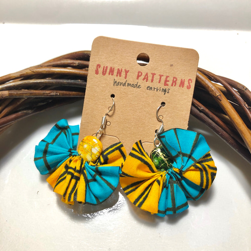 bi colour アフリカ布ピアス ピアス（フック・チェーン） Sunny