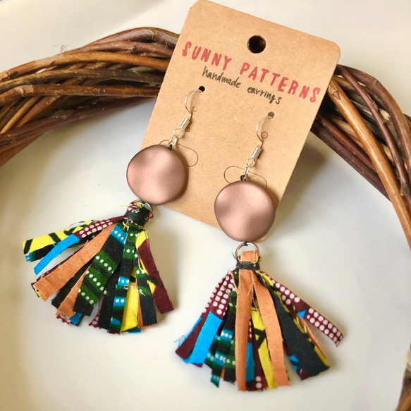 Brown アフリカ布タッセルピアス 【並行輸入品】AFRICSTYLE