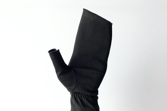 【手襪/LL尺寸】黑色（黑色）/可以隨意防護病毒的防紫外線手套/快速伸展以保護雙手 第2張的照片