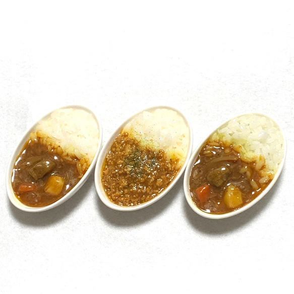ミニキーマカレー　食品サンプル　フェイクフード　かわいい　リアル　おいしそう　ミニチュア 2枚目の画像
