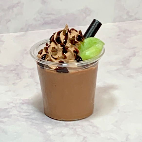 1オンスカップのシェイク　チョコレート　ドリンク　食品サンプル　40ｇ 1枚目の画像