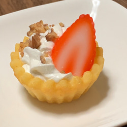 イチゴのタルトA　食品サンプル　フェイクフード　かわいい 2枚目の画像