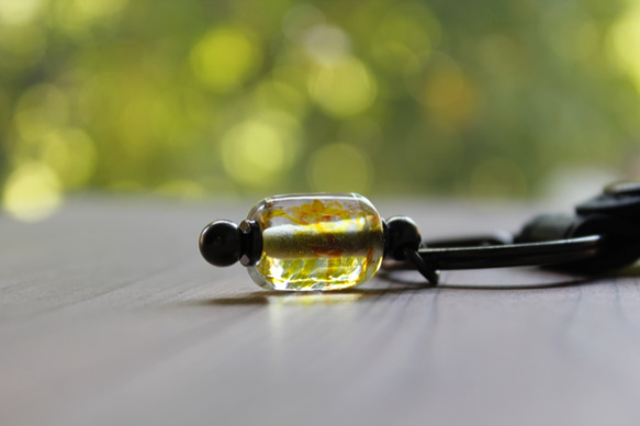 蜻蛉玉のキーホルダー（黄×橙）〈2020-52〉 6枚目の画像