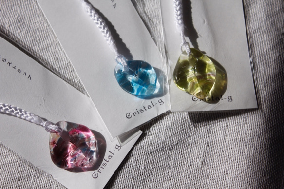 花びらストラップ〈墨流〉2021-01 1枚目の画像