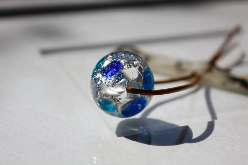 〈プラチナの煌めき〉蒼　蜻蛉玉〈2017-56〉