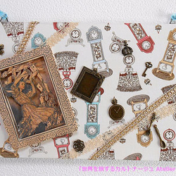 『不思議の国のアリス』のファブリックパネル（カルトナージュ×シャドーBOXデコパージュ） 1枚目の画像