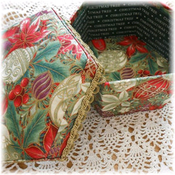 クリスマスのための、六角形カルトナージュ★赤・金・オーナメント柄★布箱 2枚目の画像