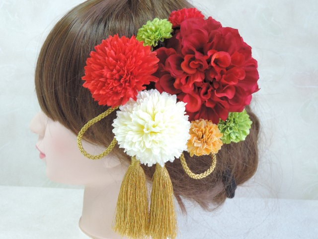 赤い色打掛や振袖につけたい髪飾り 　～和装婚や成人式に～