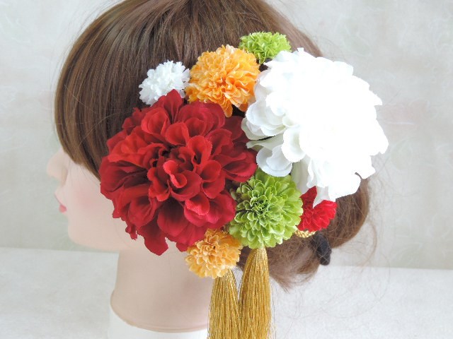 和装をあでやかに装う髪飾り　～色打掛や成人式のお振袖に～