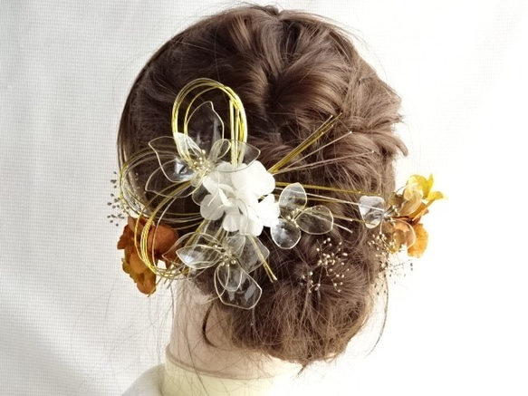 水引とアメリカンフラワーの髪飾り　結婚式　成人式　卒業式　ドライフラワー　プリザーブドフラワー 2枚目の画像