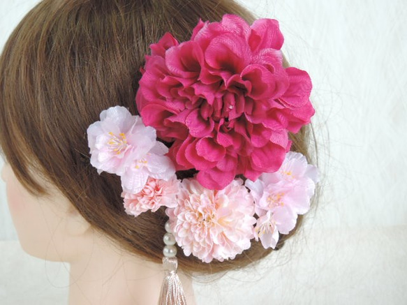 桜とローズピンクダリアの髪飾り 5枚目の画像