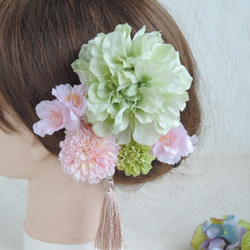 桜とミントグリーンダリアの髪飾り 4枚目の画像