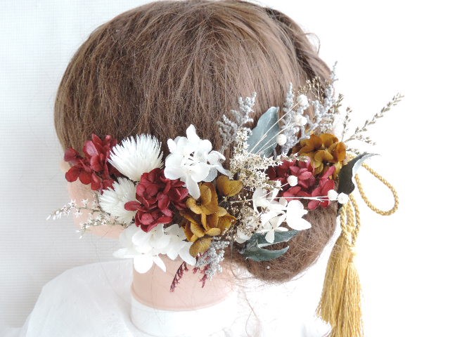 B5　赤と黄色に白の花簪が粋な髪飾り…和装×プリザ＆ドライフラワー