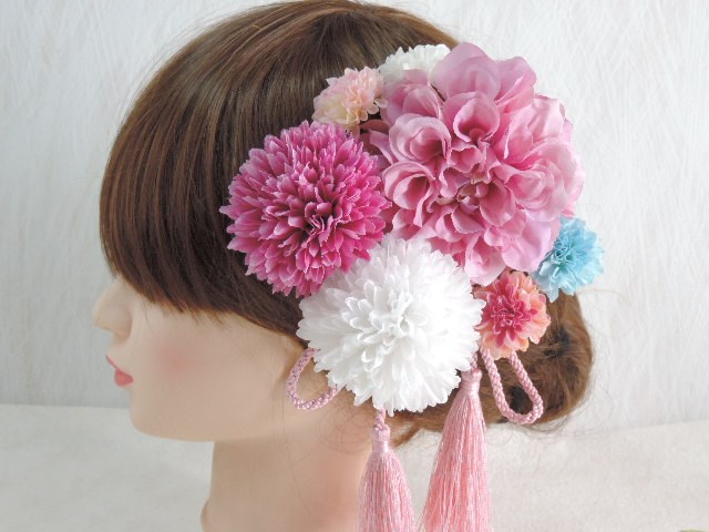 ピンクがやさしい髪飾り　～やさしい青を添えて～