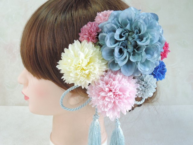 水色とピンクの大人キュートな髪飾り