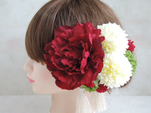 赤の芍薬の髪飾り