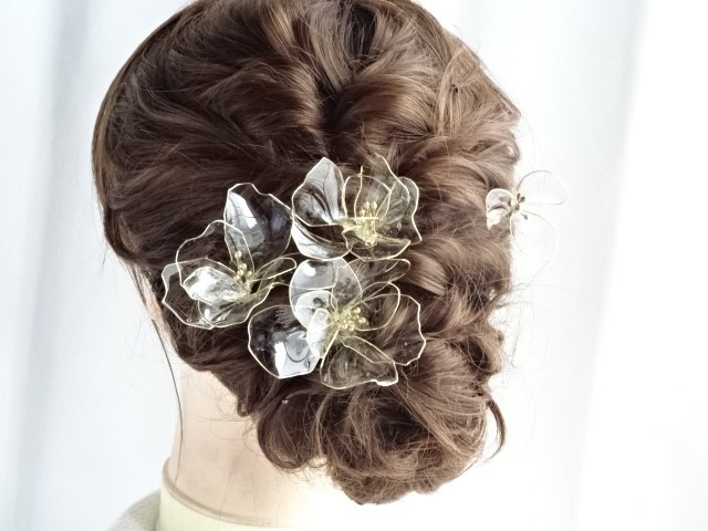 L1　アメリカンフラワーのヘッドドレス　透明×ゴールド 　和装にもドレスにも✾